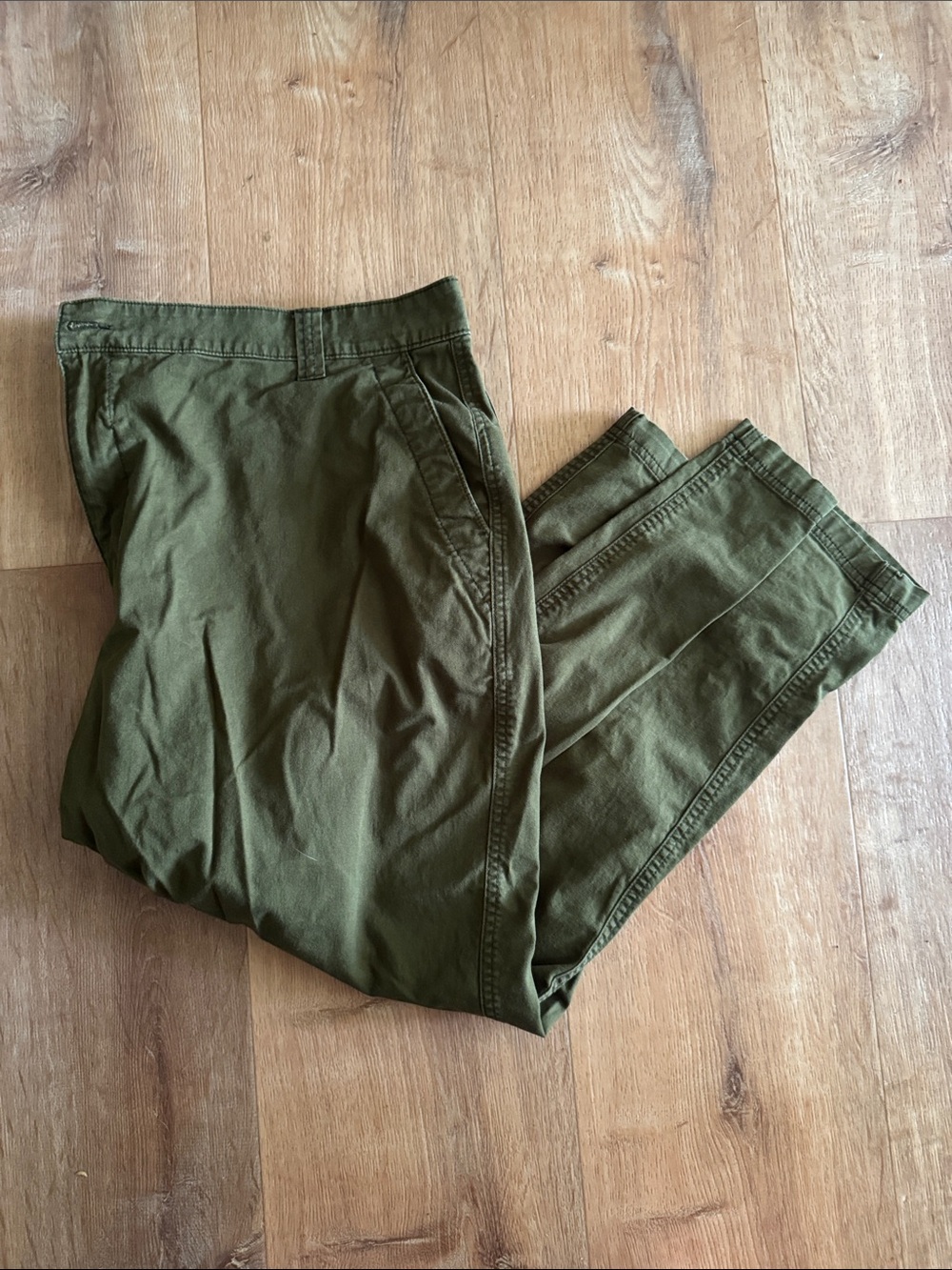 Old Navy Olive Green Chino Pants